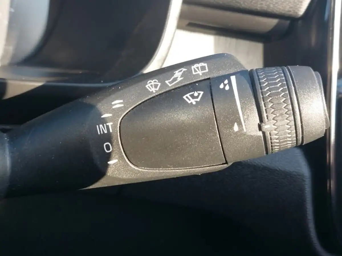2022-volvo-xc40-15-t4-inscription-big-18