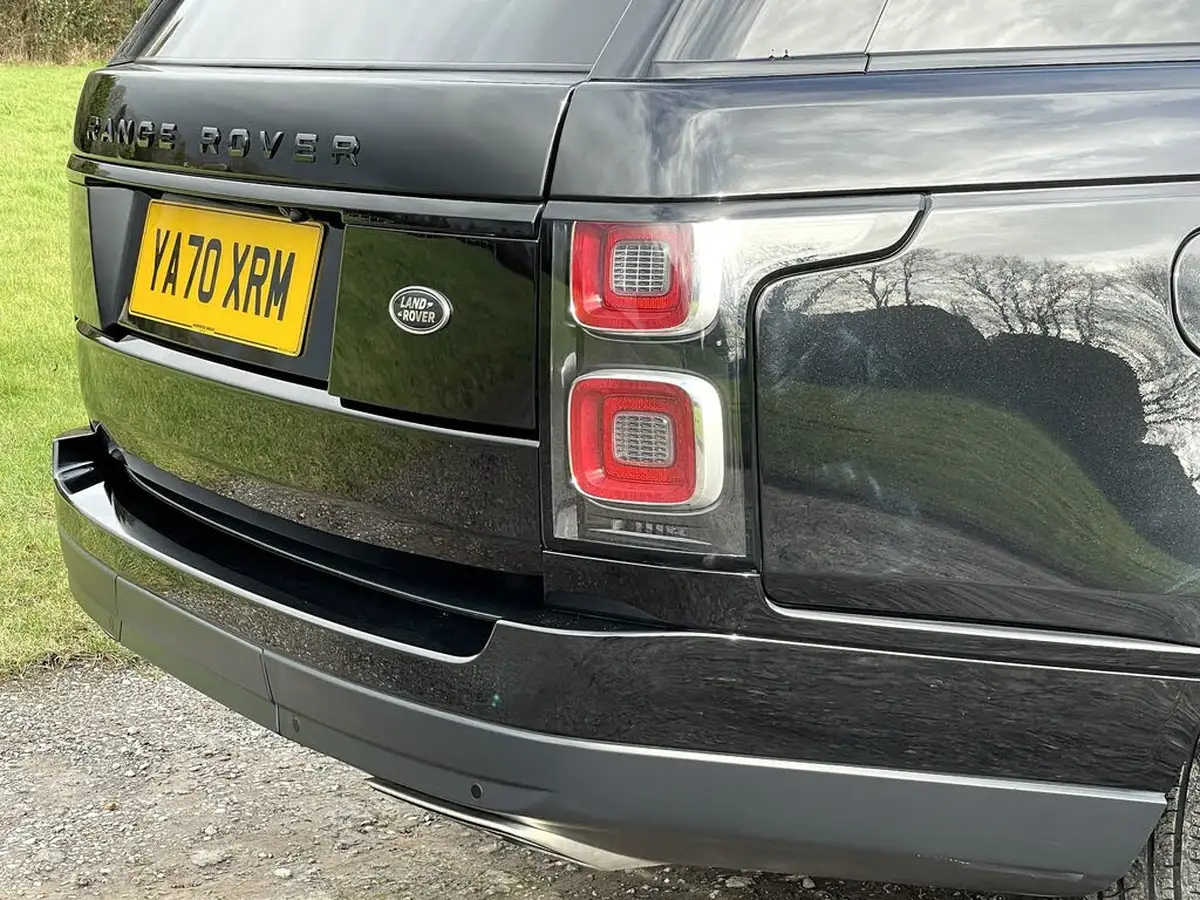 2021-land-rover-range-rover-20-p400e-westminster-big-14