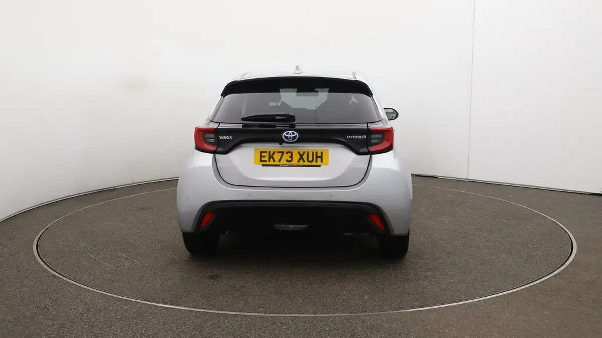 2023-toyota-yaris-15-vvt-i-excel-big-49
