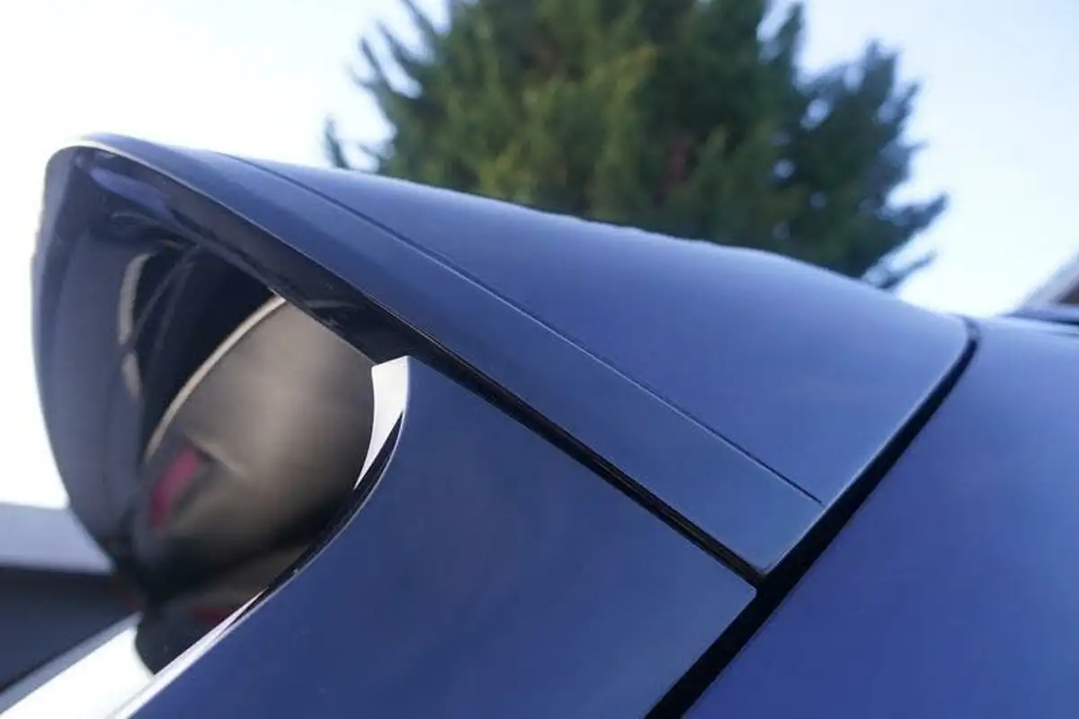 2022-bentley-bentayga-40-v8-big-36