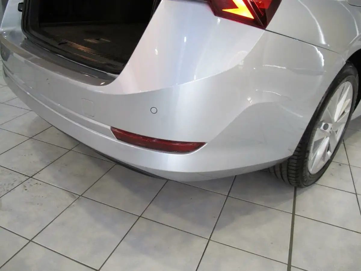2021-skoda-octavia-20tdi-se-l-150ps-estate-dsg-big-63