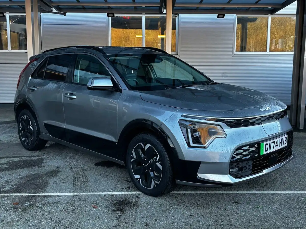 2024-kia-niro-ev-e-3-big-0