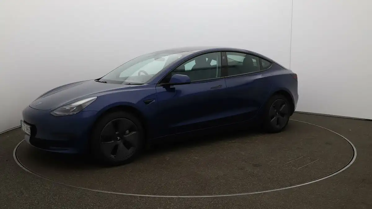 2022-tesla-model-3-e-rwd-big-59