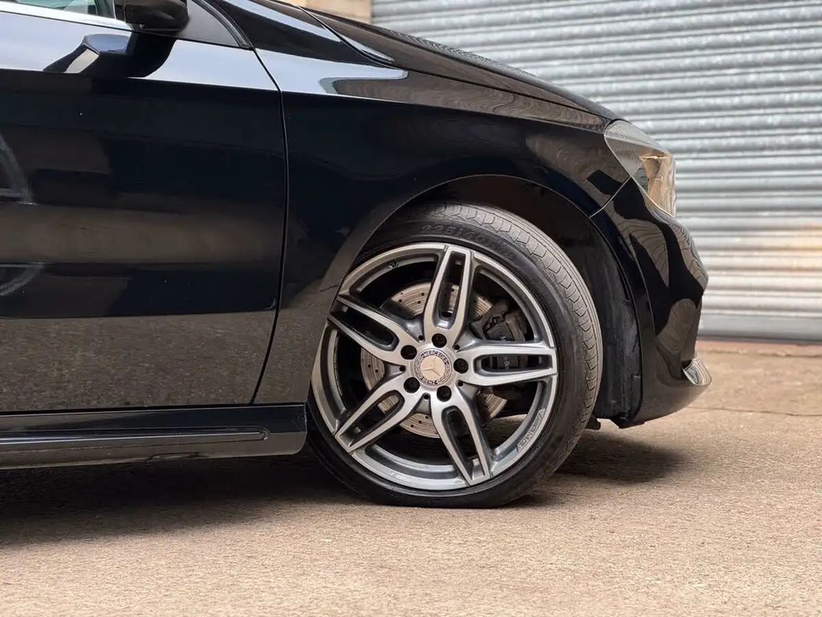 2016-mercedes-benz-a-class-big-21
