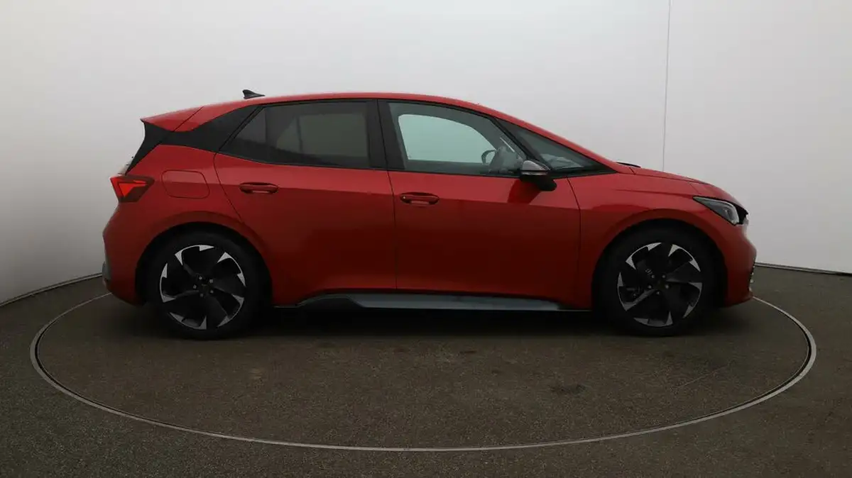 2022-cupra-born-e-v2-204ps-58kwh-big-40