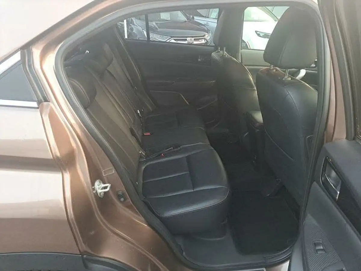 2018-mitsubishi-eclipse-cross-15-4-big-10