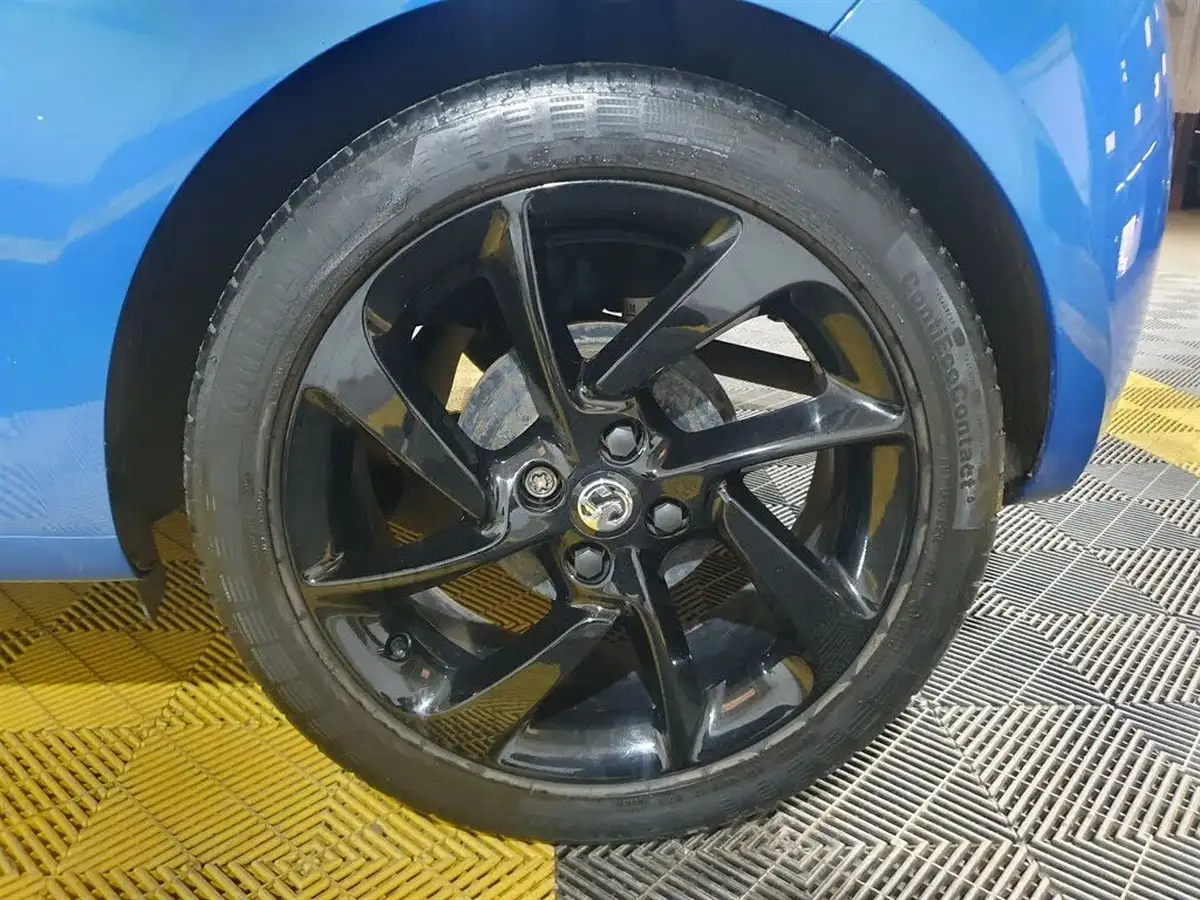 2017-vauxhall-adam-12i-energised-big-46
