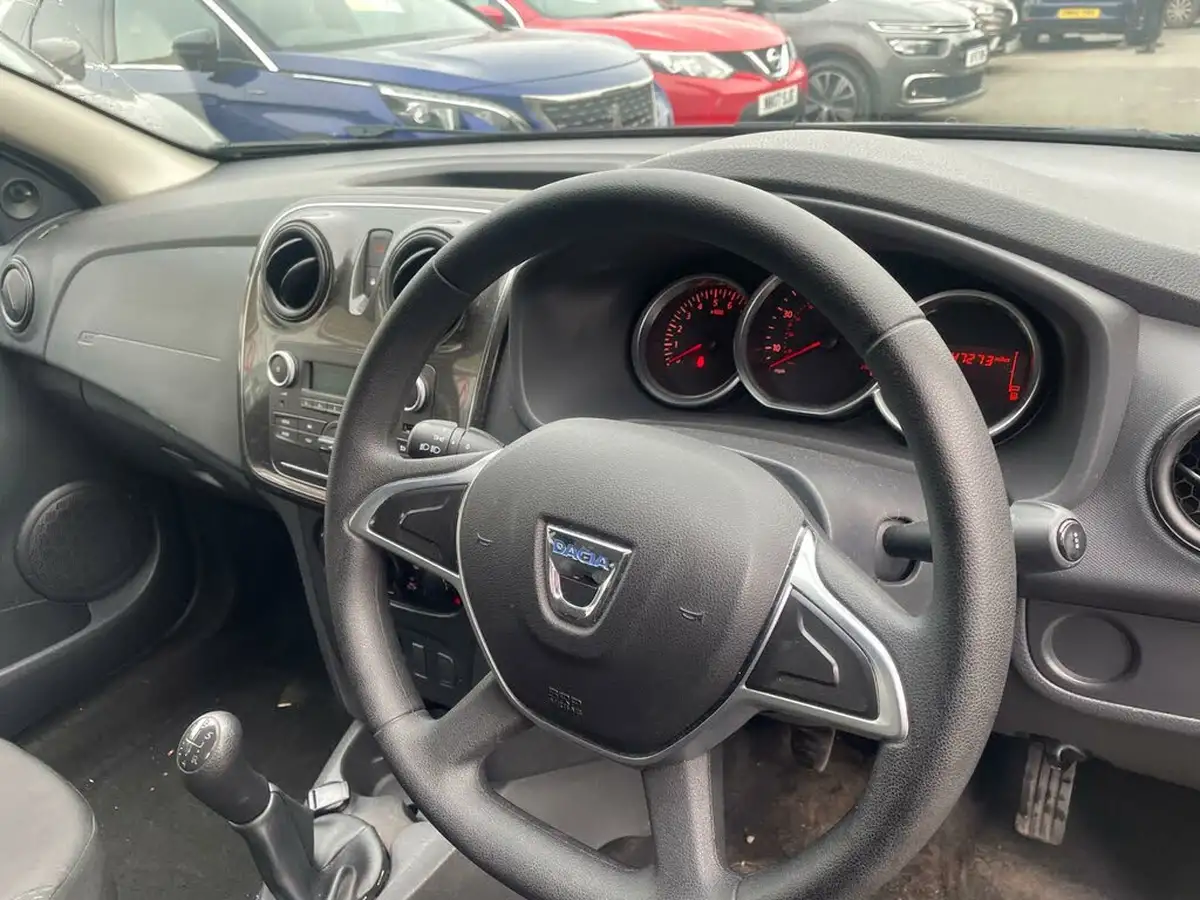 2018-dacia-logan-mcv-15dci-ambiance-big-13