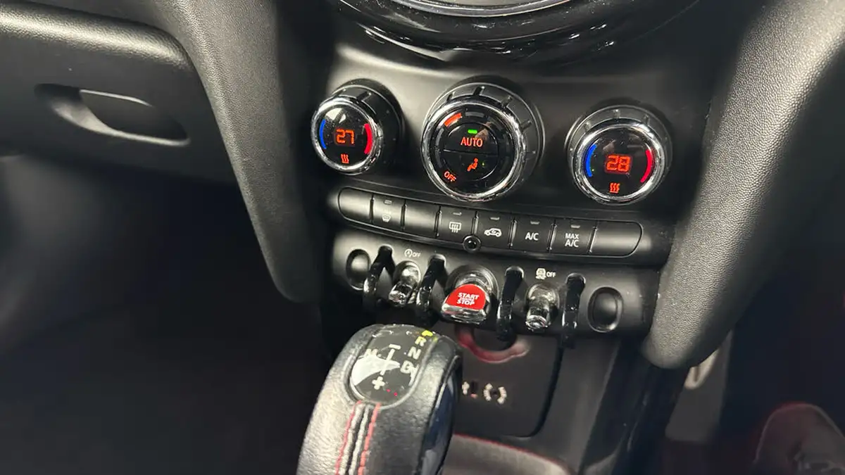 2017-mini-cooper-20-cooper-jcw-sport-auto-big-18