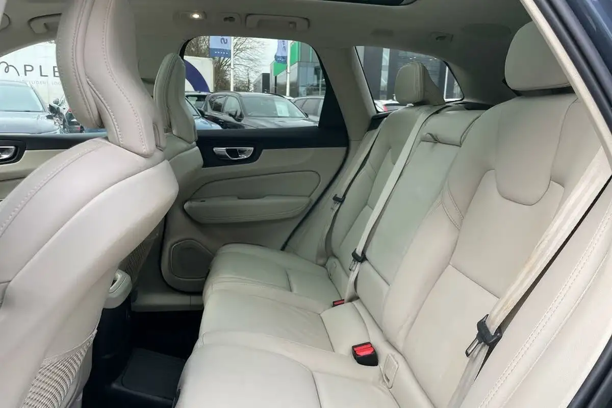 2022-volvo-xc60-20-t8-inscription-pro-455bhp-plug-in-hybrid-big-28
