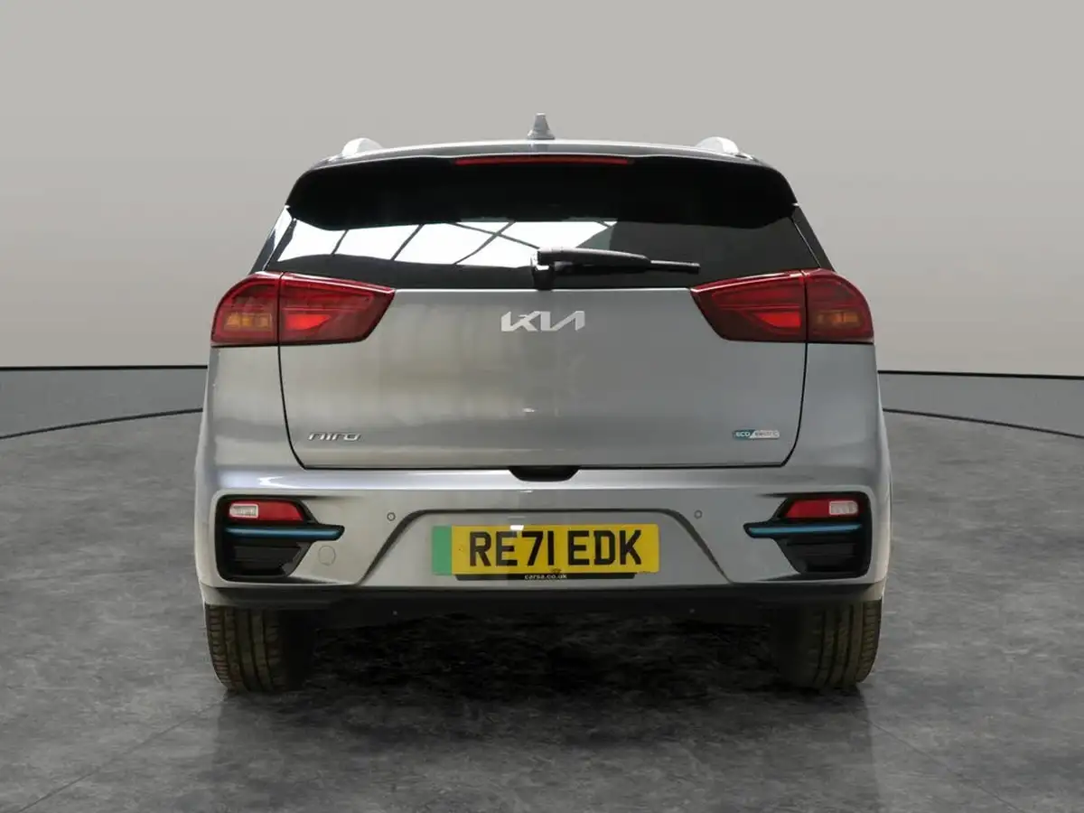 2022-kia-e-niro-ev-3-big-12