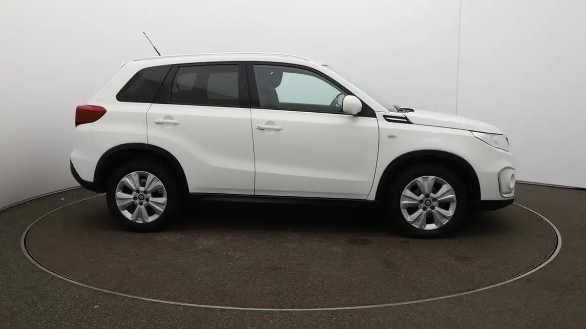 2020-suzuki-vitara-14-boosterjet-sz-t-140ps-auto-big-47