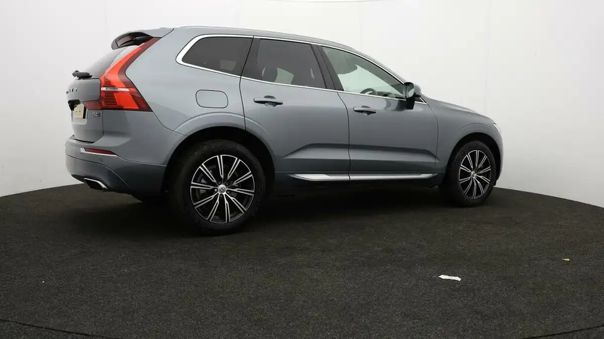 2021-volvo-xc60-20td-b4-inscription-awd-big-32