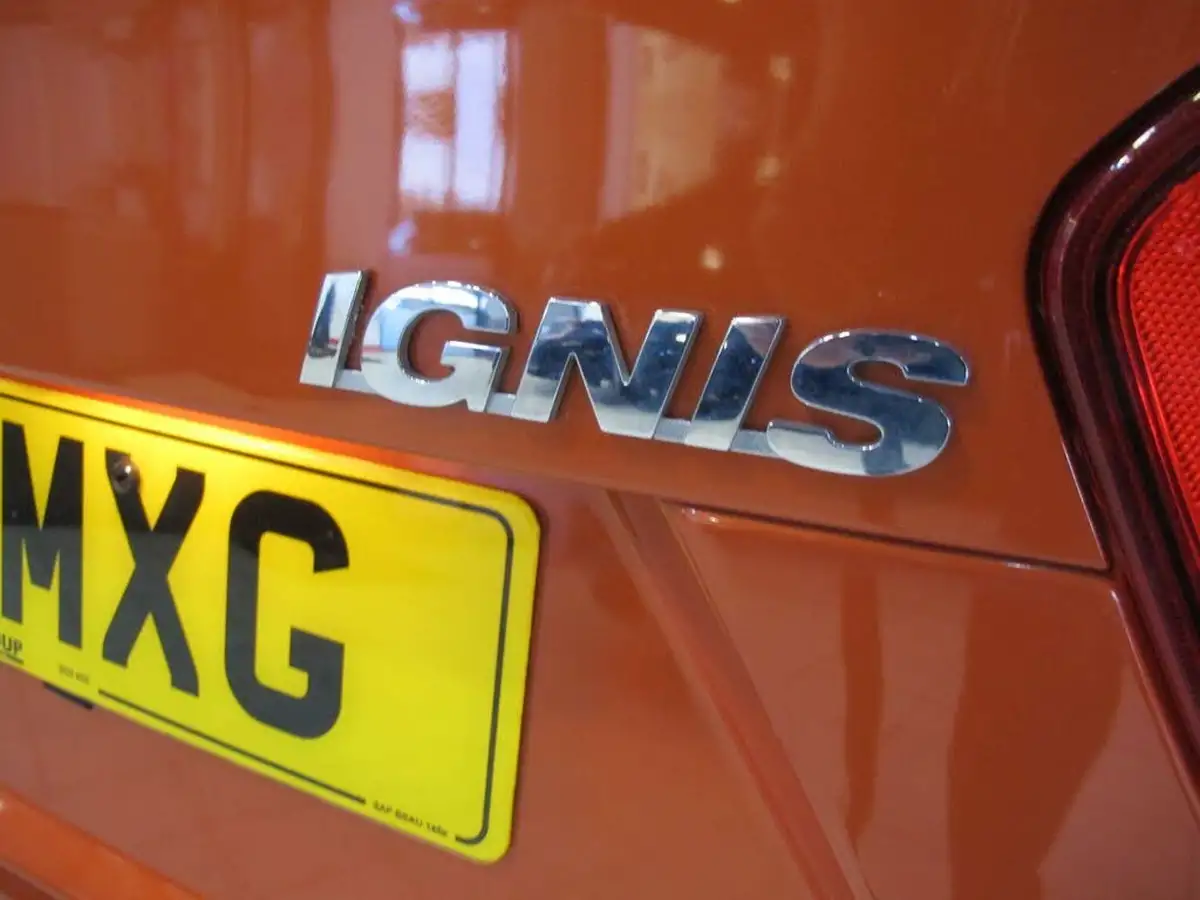 2018-suzuki-ignis-12-dualjet-sz5-shvs-big-60