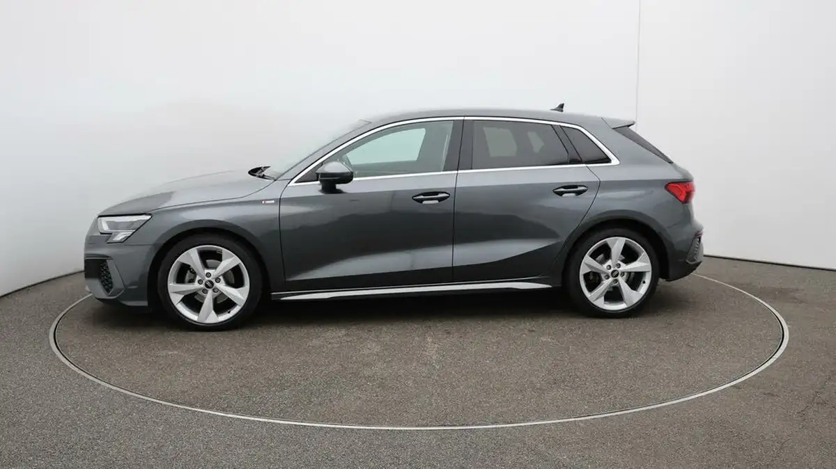 2022-audi-a3-15-35-tfsi-s-line-sportback-5d-tronic-big-4