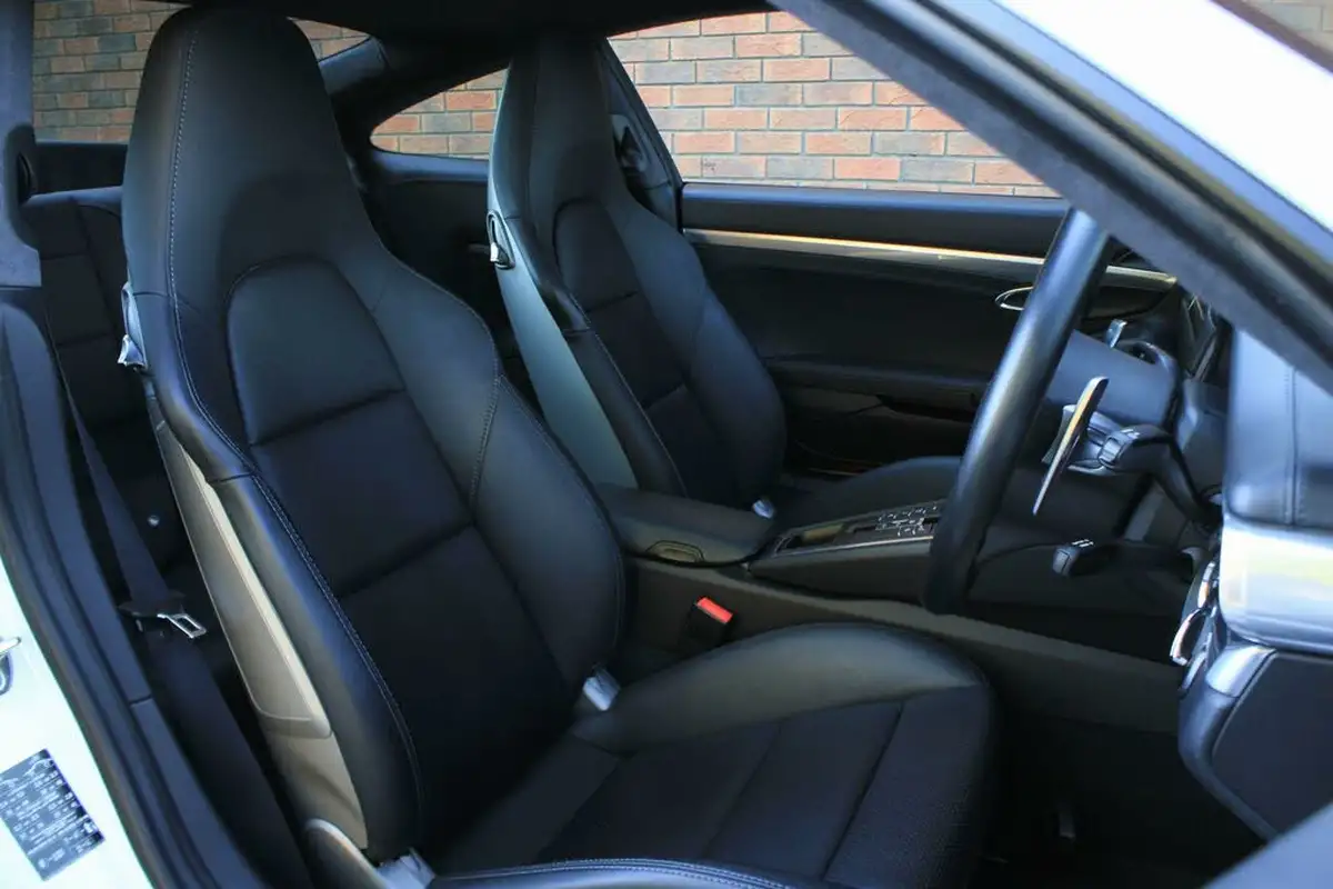 2015-porsche-911-38-turbo-coupe-big-3