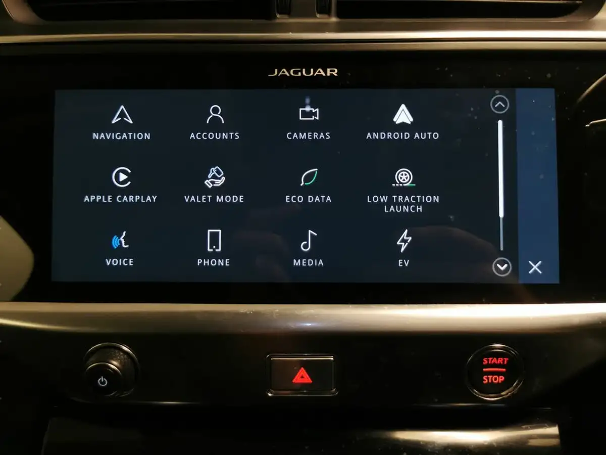 2021-jaguar-i-pace-ev400-hse-big-14