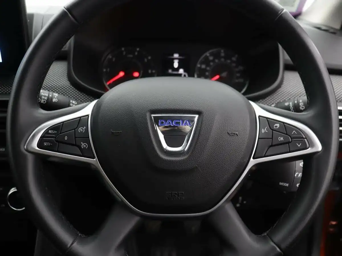 2022-dacia-jogger-10-tce-comfort-big-28