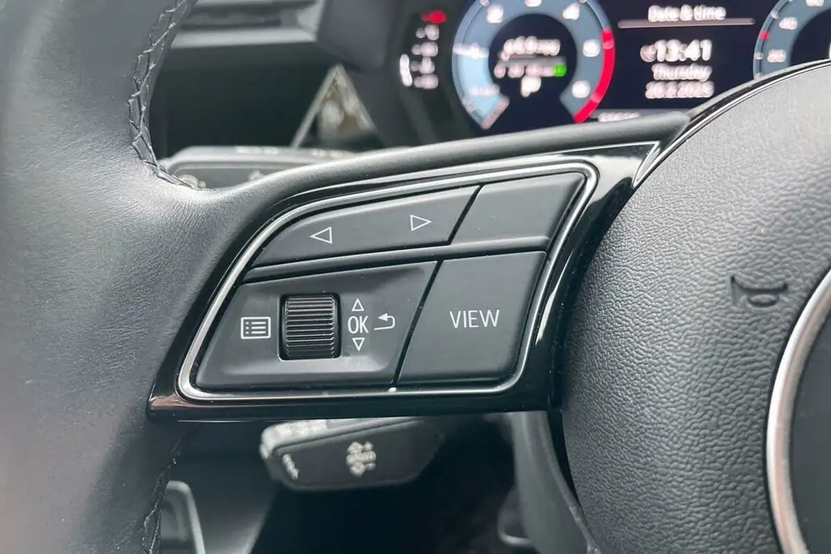 2020-audi-a3-20-35-tdi-technik-big-35