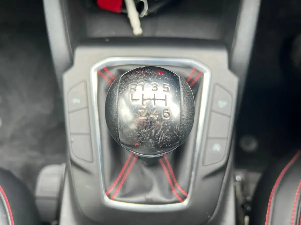 2022-ford-kuga-15-st-line-x-edition-big-19