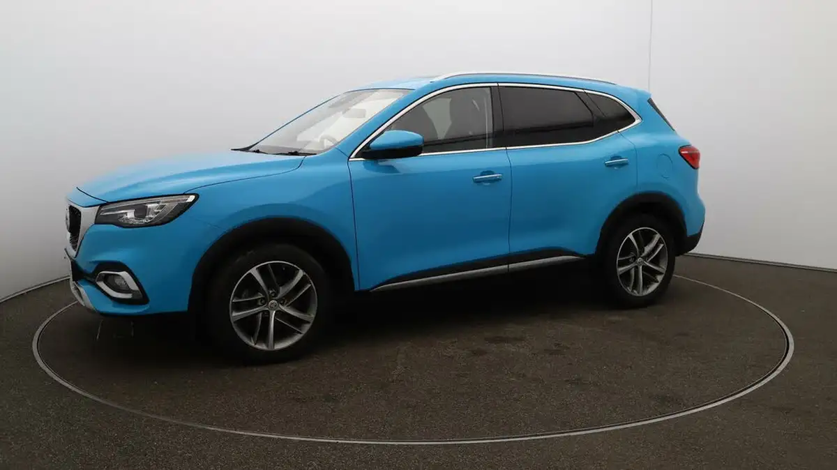 2022-mg-hs-15t-gdi-exclusive-162ps-big-67