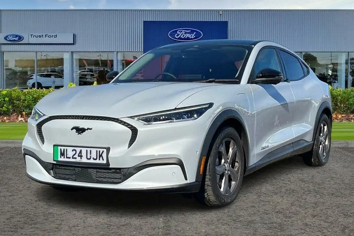 2024-ford-mustang-mach-e-big-4