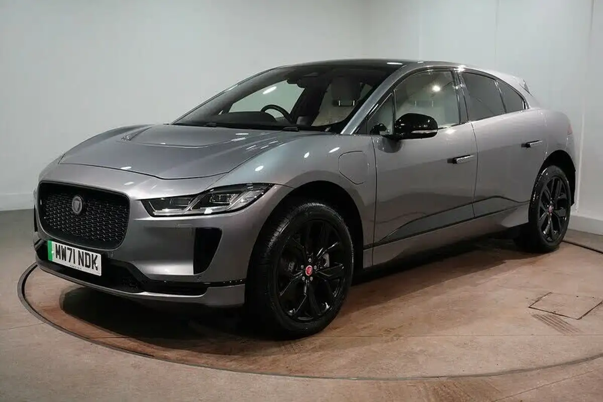 2021-jaguar-i-pace-ev400-black-big-7