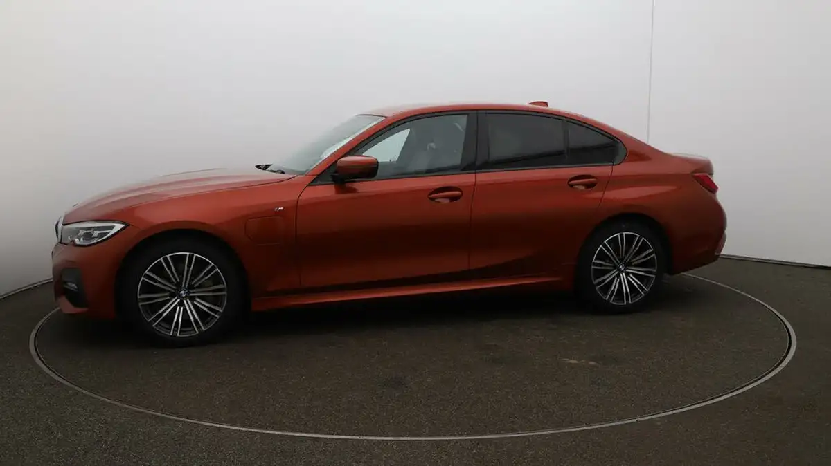 2020-bmw-3-series-20-330e-m-sport-tech-pack-saloon-4d-big-65