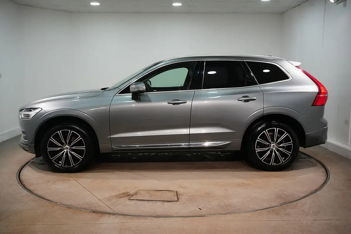 2019-volvo-xc60-20-t5-inscription-awd-big-4