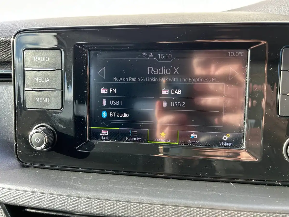 2021-skoda-kamiq-10-tsi-s-big-34