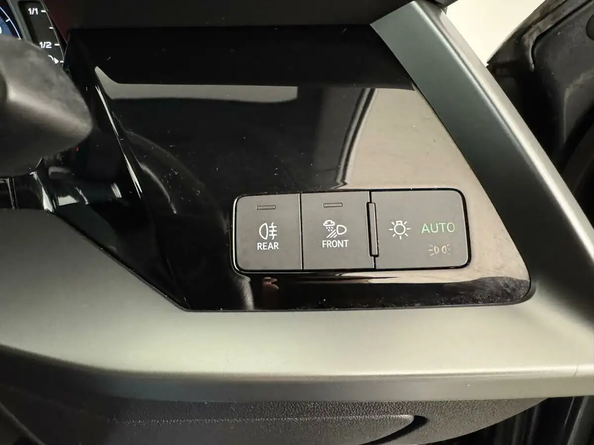 2021-audi-a3-14-40-tfsi-e-s-line-big-20