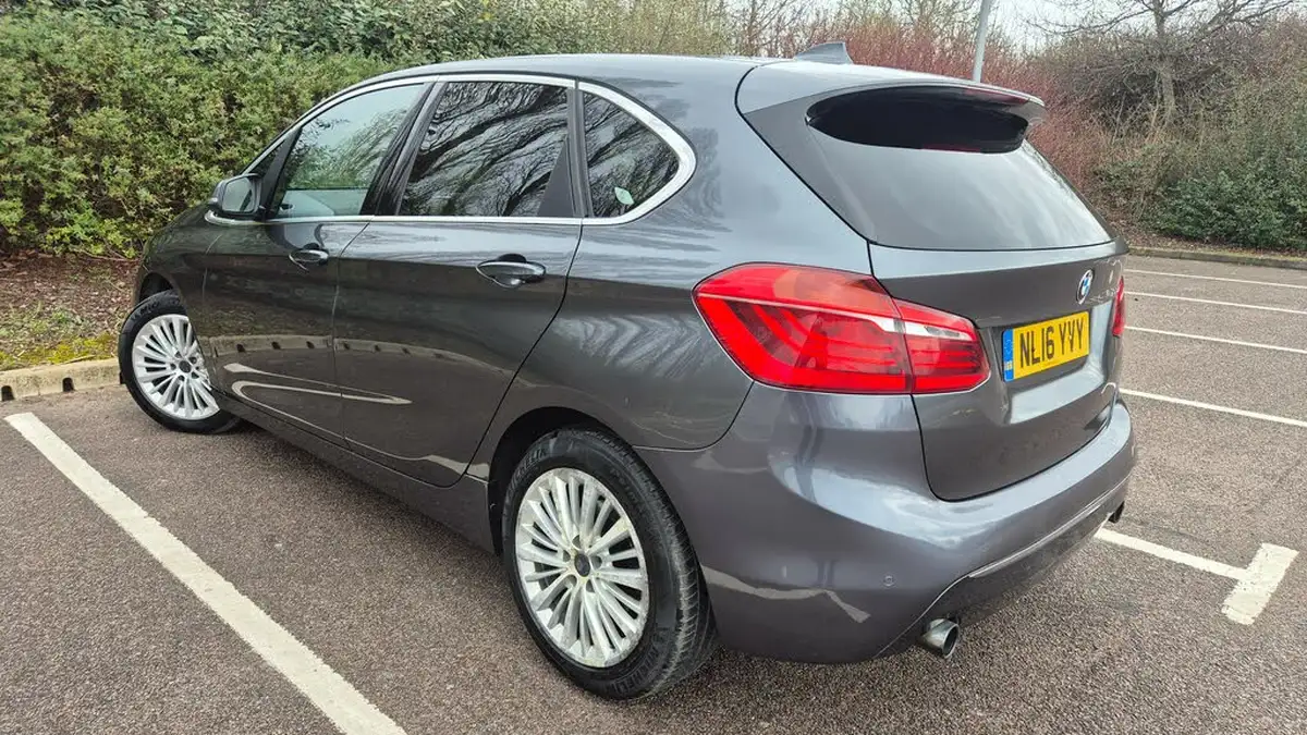 2016-bmw-2-series-20-220i-luxury-192bhp-active-tourer-5d-1998cc-auto-big-3