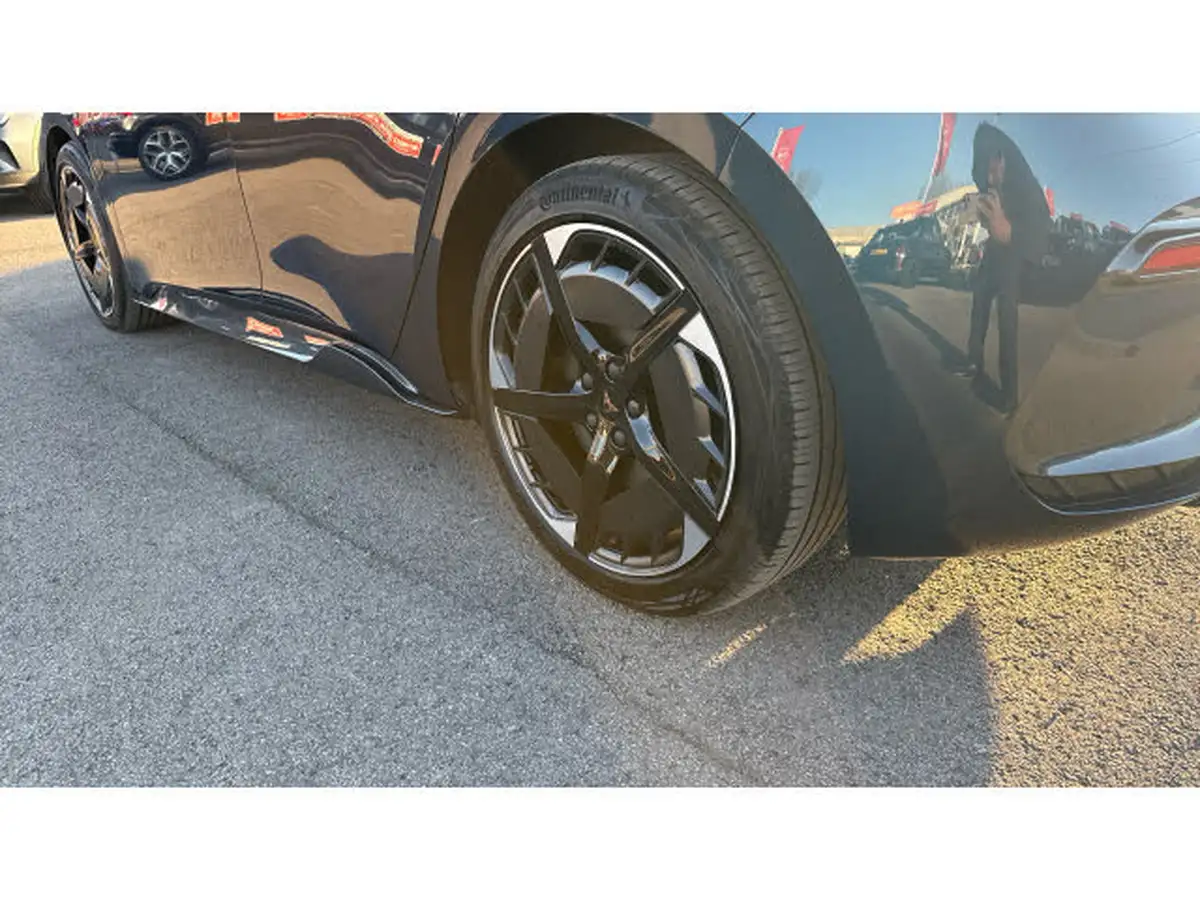 2024-cupra-born-e-v3-230ps-77kwh-e-boost-big-33
