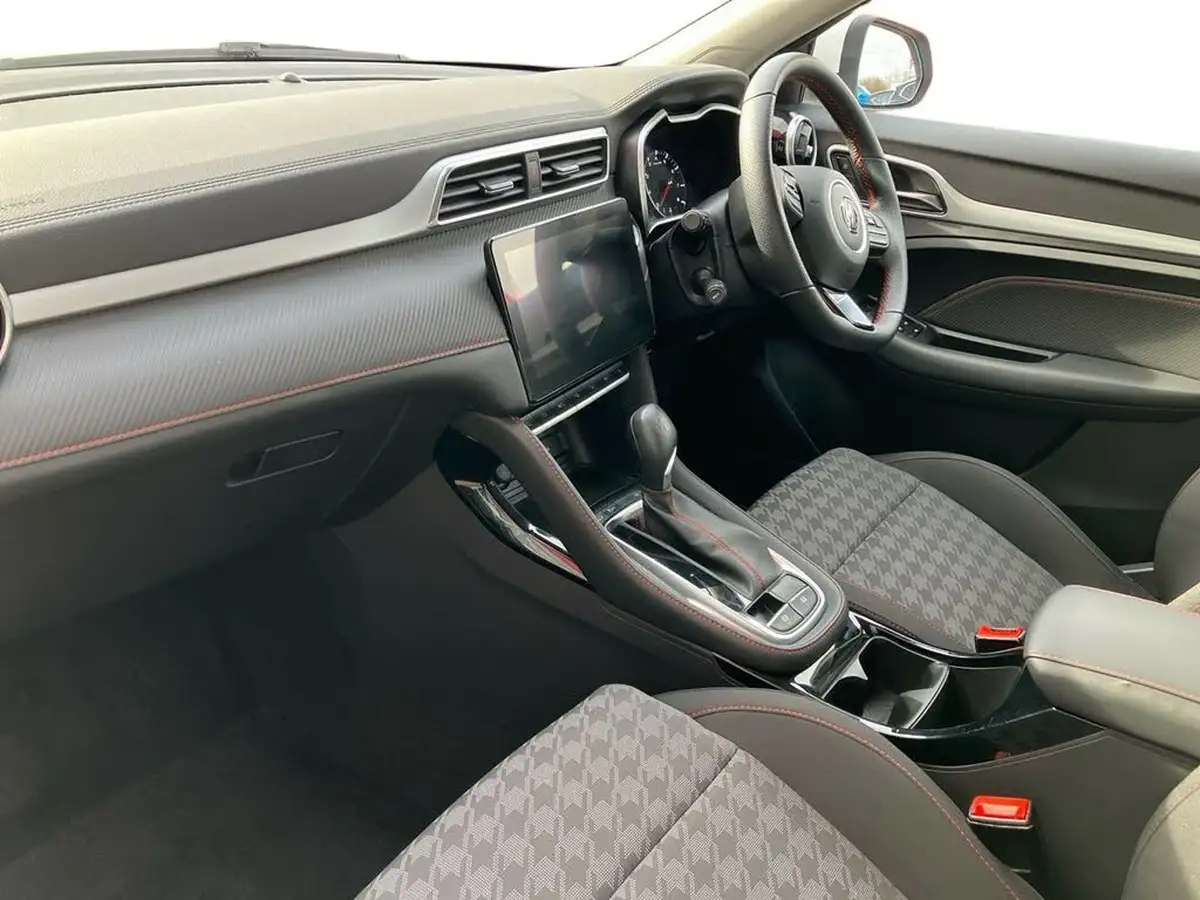 2023-mg-zs-suv-10t-gdi-excite-big-6