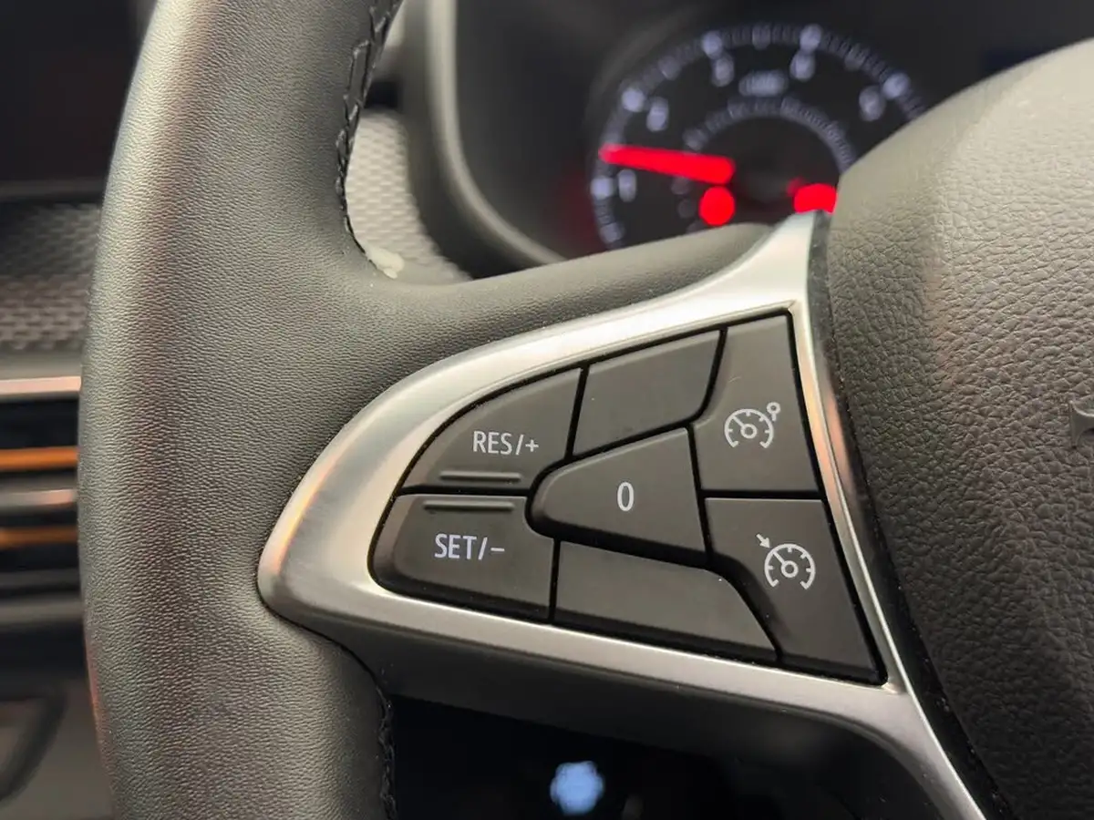 2022-dacia-sandero-stepway-10-tce-comfort-90bhp-big-19