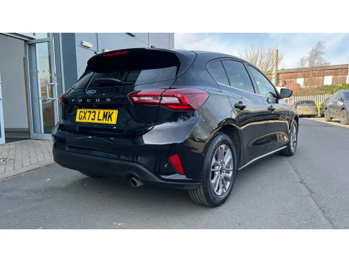 2023-ford-focus-10t-titanium-125ps-hatchback-big-35