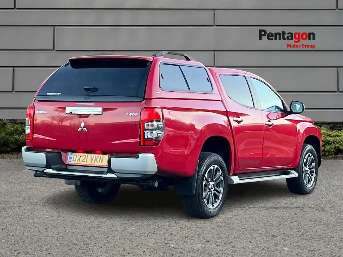 2021-mitsubishi-l200-22di-d-barbarian-auto-big-3