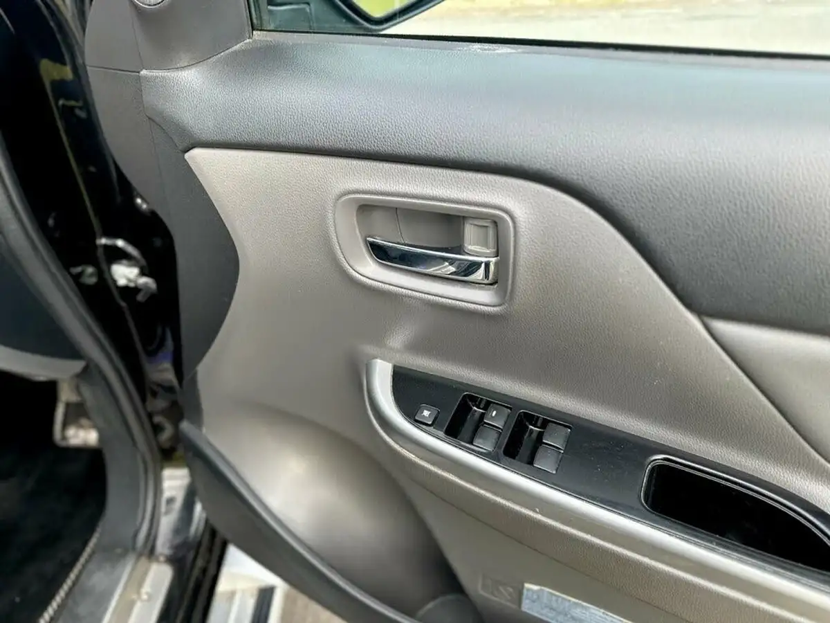 2018-mitsubishi-l200-24di-d-barbarian-eu6-big-35