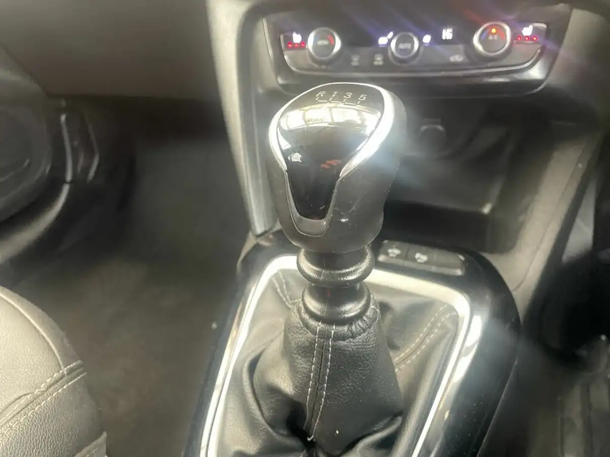 2021-vauxhall-corsa-12-turbo-ultimate-100ps-big-18