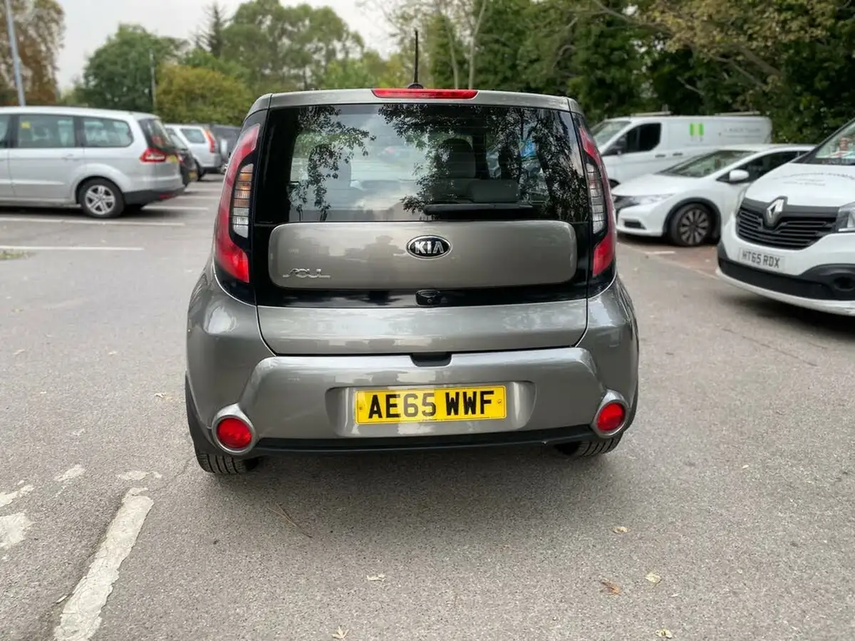2015-kia-soul-16-connect-plus-big-14