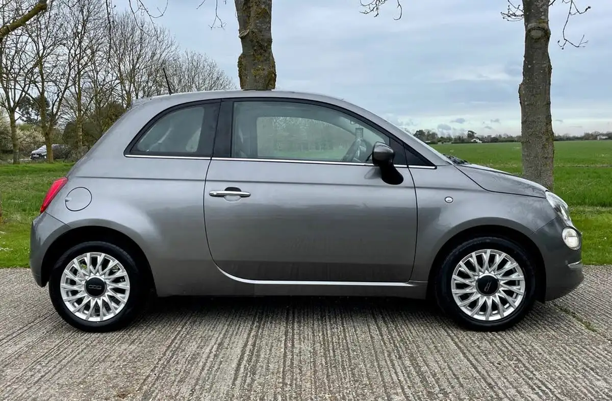 2017-fiat-500-12-lounge-big-16
