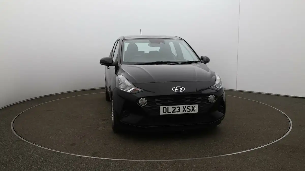 2023-hyundai-i10-10-se-big-37