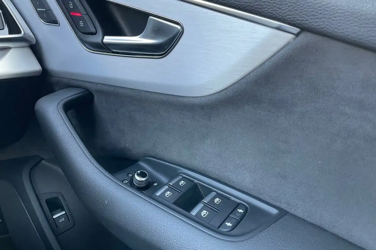 2020-audi-q7-30-45-tdi-s-line-big-41