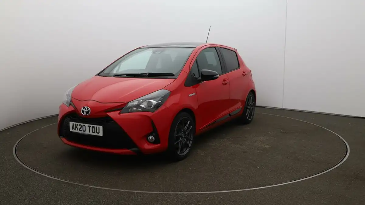 2020-toyota-yaris-15-vvt-i-gr-sport-big-35