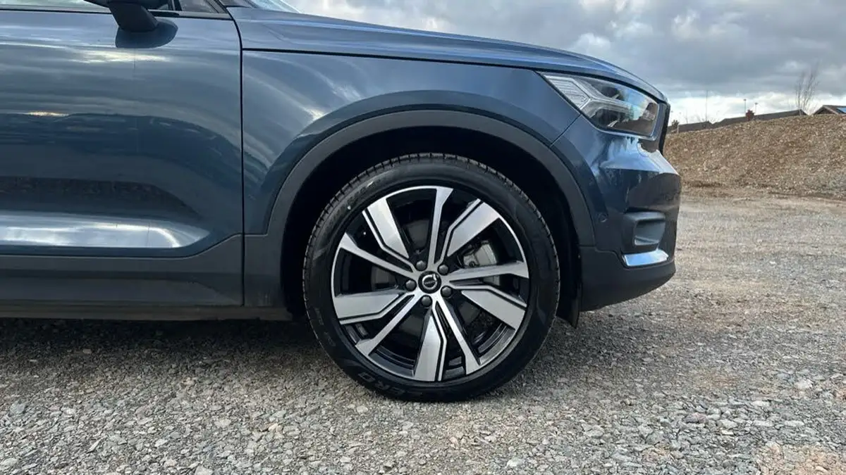 2021-volvo-c40-e-twin-recharge-pro-big-15