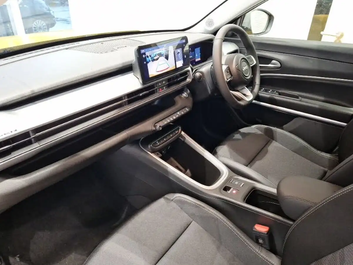 2025-jeep-avenger-12-gse-summit-e-hybrid-48v-auto-big-4