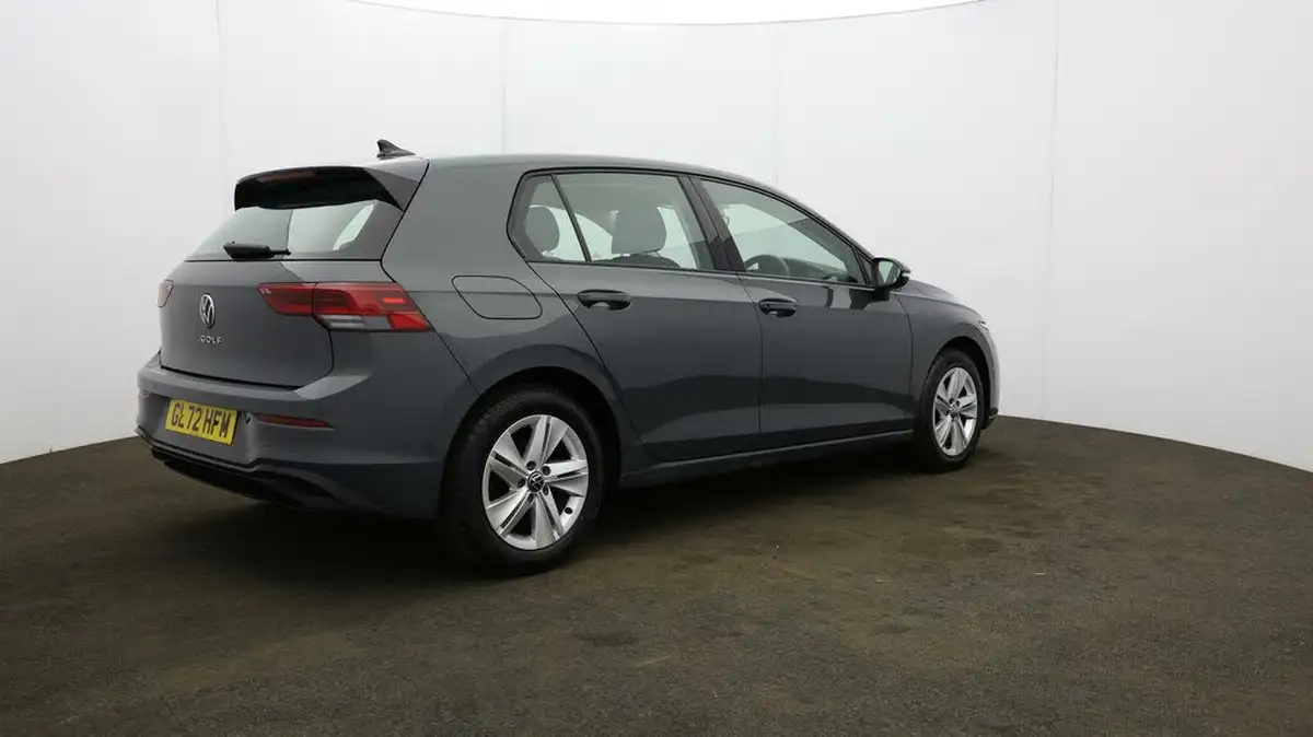 2022-volkswagen-golf-15-tsi-life-150ps-hatchback-big-56