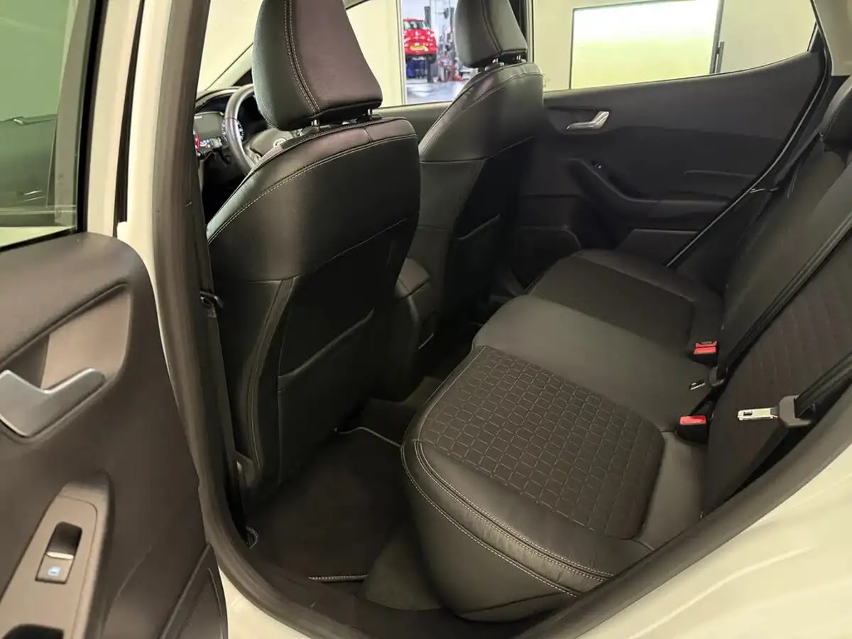2018-ford-fiesta-10t-active-x-100ps-auto-big-34