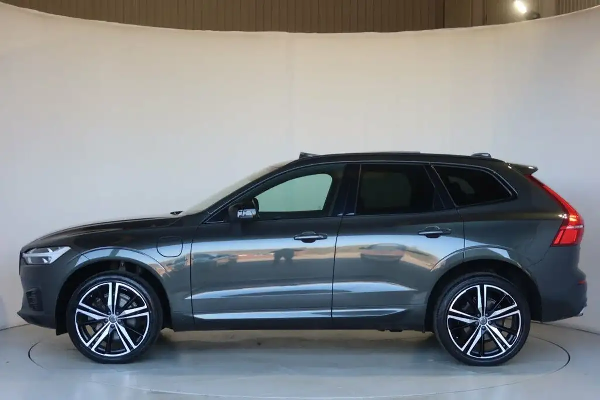 2021-volvo-xc60-20-t8-r-design-pro-390bhp-twin-engine-big-10