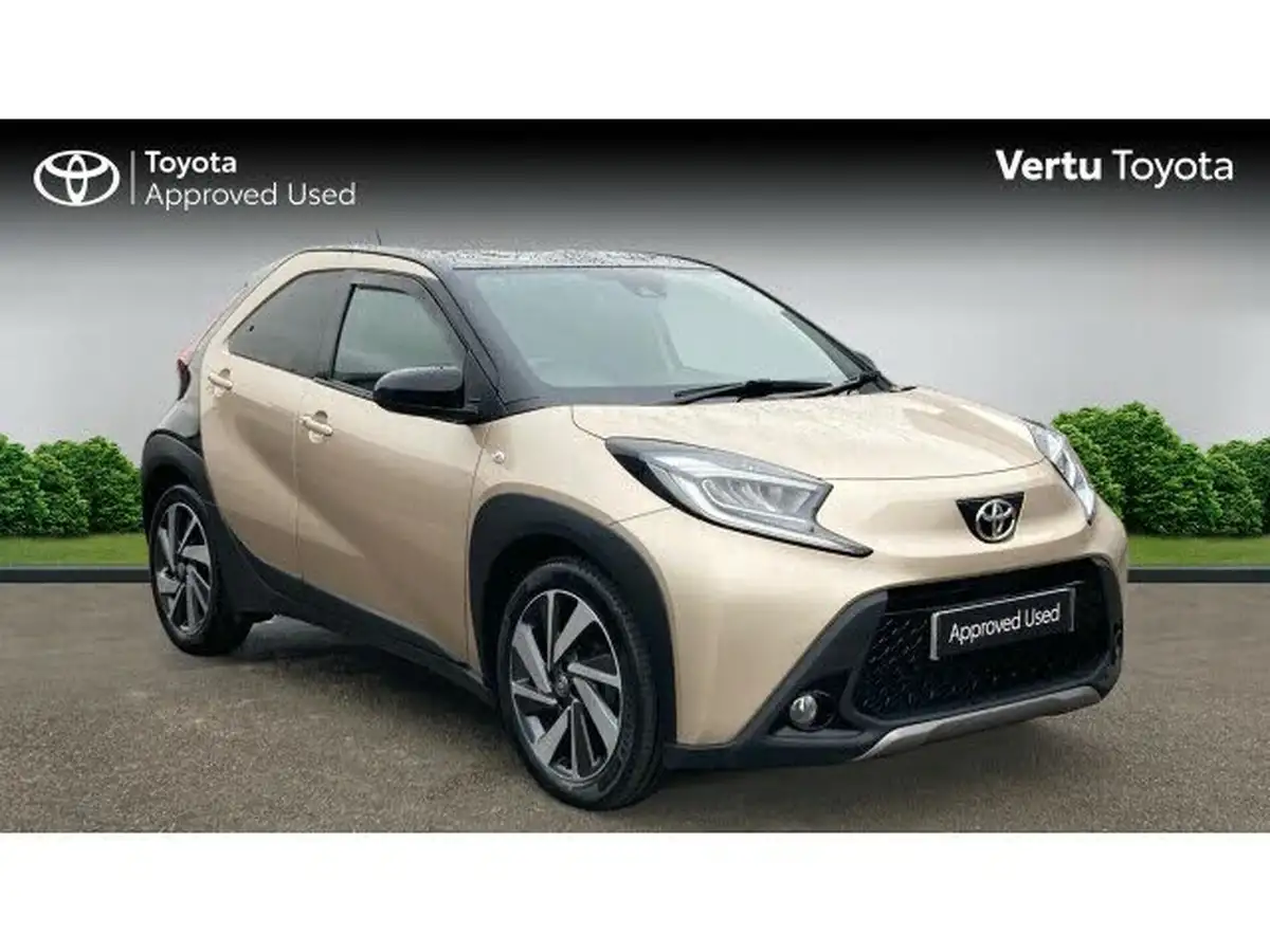 2023-toyota-aygo-x-10-vvt-i-exclusive-big-0